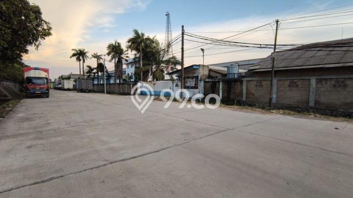 Unit Gudang Disewakan di Pasar Kemis di Area Ramai & Strategis Unit Gudang Disewakan di Pasar Kemis di Area Ramai & Strategis