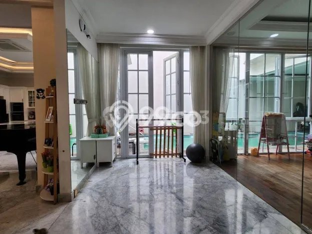 Rumah Luxury Modern Tanpa Renovasi di BSD City Tangerang Rumah Luxury Modern Tanpa Renovasi di BSD City Tangerang