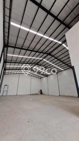 LOKASI BISNIS! Gudang Disewakan di Legok, Luas 1896m2m², Area Utama, Siap Usaha LOKASI BISNIS! Gudang Disewakan di Legok, Luas 1896m2m², Area Utama, Siap Usaha