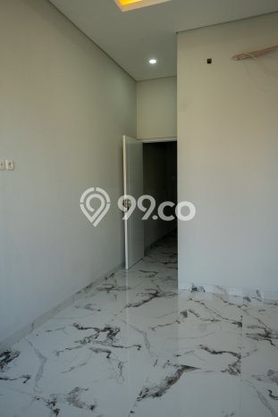 Rumah Modern Minimalis 4 KT Siap Huni di Kelapa Gading Rumah Modern Minimalis 4 KT Siap Huni di Kelapa Gading