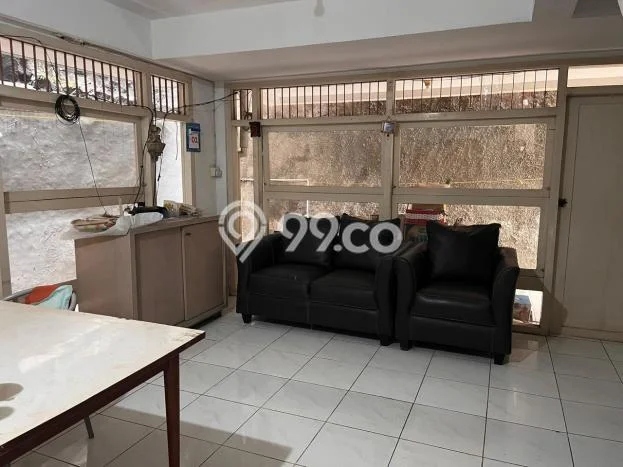 Rumah Modern 3 KT di Tamansari Jakarta Barat Semi Furnished Rumah Modern 3 KT di Tamansari Jakarta Barat Semi Furnished