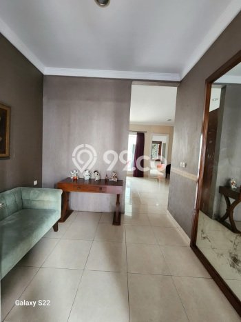 Jual Rumah Mewah Megah Dengan View Eksklusif di Alam Sutera, Tangerang Jual Rumah Mewah Megah Dengan View Eksklusif di Alam Sutera, Tangerang