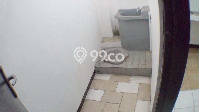 FOR RENT! Ruko di Cicadas Cocok untuk Bisnis 240m2 FOR RENT! Ruko di Cicadas Cocok untuk Bisnis 240m2