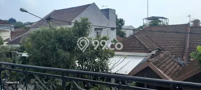 Rumah Luas Asri 3 KT Siap Pakai di Sentul City Bogor Rumah Luas Asri 3 KT Siap Pakai di Sentul City Bogor