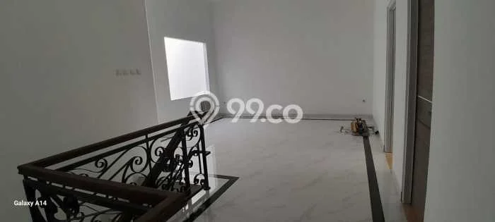 Rumah Luas Asri 3 KT Siap Pakai di Sentul City Bogor Rumah Luas Asri 3 KT Siap Pakai di Sentul City Bogor