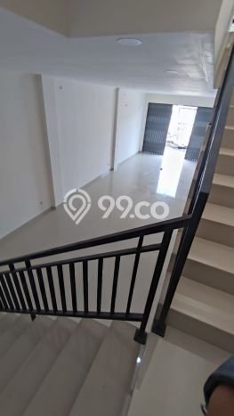 LOKASI STRATEGIS! Ruko di Pekalongan Selatan, Luas 224m², Pusat Bisnis, Mainroad LOKASI STRATEGIS! Ruko di Pekalongan Selatan, Luas 224m², Pusat Bisnis, Mainroad