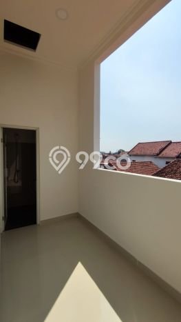 LOKASI STRATEGIS! Ruko di Pekalongan Selatan, Luas 224m², Pusat Bisnis, Mainroad LOKASI STRATEGIS! Ruko di Pekalongan Selatan, Luas 224m², Pusat Bisnis, Mainroad