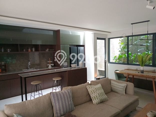 Rumah Mewah Siap Huni LT 100m2 di Jagakarsa, Jakarta Selatan Rumah Mewah Siap Huni LT 100m2 di Jagakarsa, Jakarta Selatan