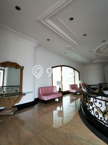 Dijual Rumah Luas Megah Dengan View Eksklusif di Mega Kuningan, Jakarta Selatan Dijual Rumah Luas Megah Dengan View Eksklusif di Mega Kuningan, Jakarta Selatan