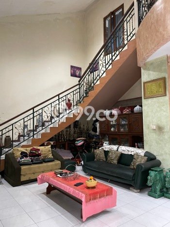 Siap Huni Hunian Elit 5 Kamar di Mampang Prapatan Dekat ke Mana Pun Siap Huni Hunian Elit 5 Kamar di Mampang Prapatan Dekat ke Mana Pun
