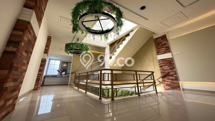 Dijual! Ruko di Bintaro Tangerang Selatan LT 81m2 / LB 243m2 Kawasan Bisnis Dijual! Ruko di Bintaro Tangerang Selatan LT 81m2 / LB 243m2 Kawasan Bisnis