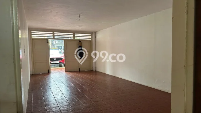 Siap Huni Rumah Mewah 3 Kamar di Tebet Dekat ke Mana Saja Siap Huni Rumah Mewah 3 Kamar di Tebet Dekat ke Mana Saja