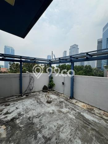 Ruko Dijual di Prime Area Jakarta Selatan Luas 739m2 Ruko Dijual di Prime Area Jakarta Selatan Luas 739m2