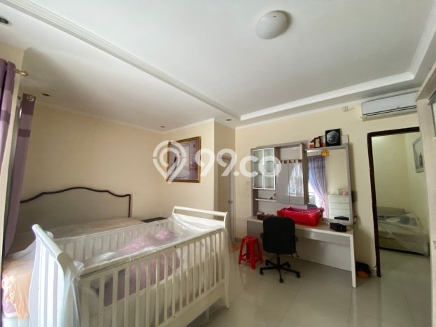 For Sale Hunian Rumah Terawat 3 Kamar di Tanjung Duren, Jakarta Barat For Sale Hunian Rumah Terawat 3 Kamar di Tanjung Duren, Jakarta Barat
