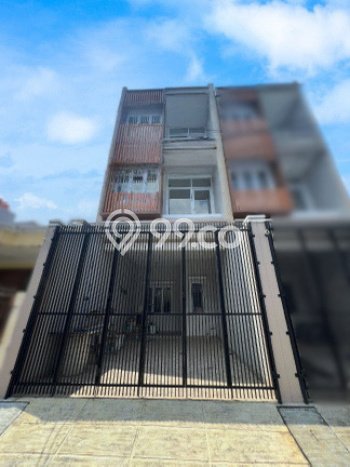 Dijual Rumah Luas Elegan Dengan View Eksklusif di Tomang, Jakarta Barat Dijual Rumah Luas Elegan Dengan View Eksklusif di Tomang, Jakarta Barat