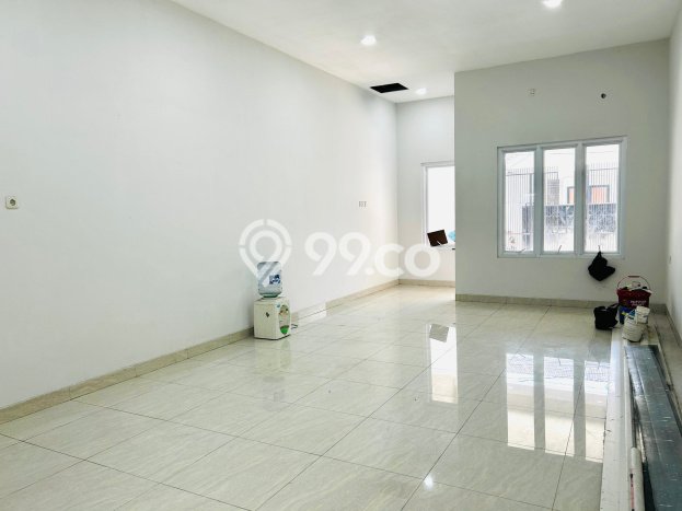Dijual Rumah Luas Elegan Dengan View Eksklusif di Tomang, Jakarta Barat Dijual Rumah Luas Elegan Dengan View Eksklusif di Tomang, Jakarta Barat