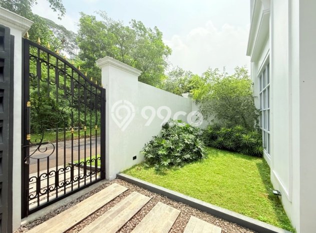 Rumah Mewah LB 550m2 Siap Huni Desain Elegan di Sentul City, Bogor Rumah Mewah LB 550m2 Siap Huni Desain Elegan di Sentul City, Bogor