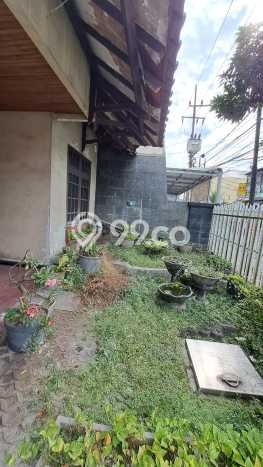 Rumah Elit Modern Siap Huni di Surabaya Kota Surabaya Rumah Elit Modern Siap Huni di Surabaya Kota Surabaya