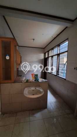 Rumah Elit Modern Siap Huni di Surabaya Kota Surabaya Rumah Elit Modern Siap Huni di Surabaya Kota Surabaya