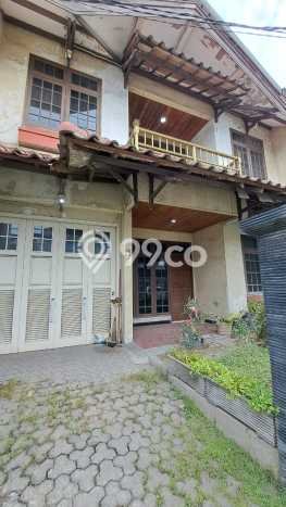 Rumah Elit Modern Siap Huni di Surabaya Kota Surabaya Rumah Elit Modern Siap Huni di Surabaya Kota Surabaya