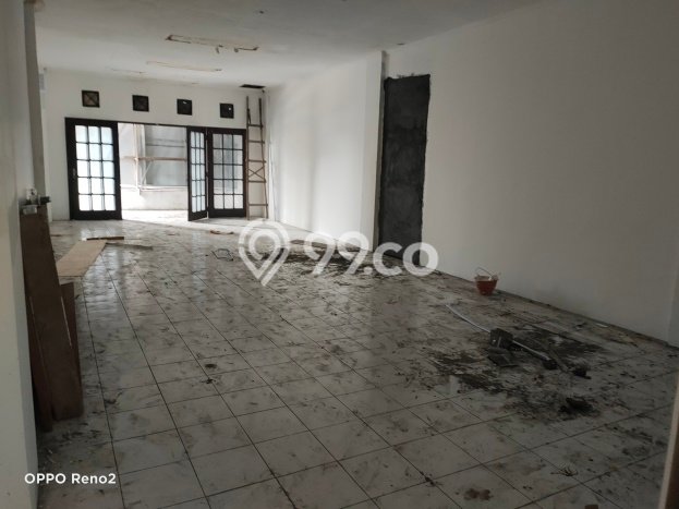 Ruko Disewa di Denpasar dengan LB 295m2 Area Komersial Ramai Ruko Disewa di Denpasar dengan LB 295m2 Area Komersial Ramai