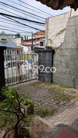 Rumah Elit Modern Siap Huni di Surabaya Kota Surabaya Rumah Elit Modern Siap Huni di Surabaya Kota Surabaya