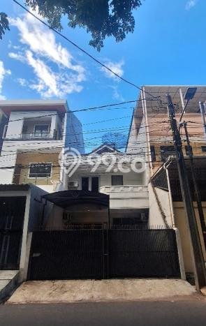 Rumah Mewah LB 120m2 Siap Huni Desain Elegan di Sunter, Jakarta Utara Rumah Mewah LB 120m2 Siap Huni Desain Elegan di Sunter, Jakarta Utara
