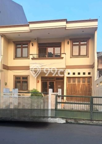 Hunian Mewah LB 220m2 Siap Huni Desain Elegan di Sunter, Jakarta Utara Hunian Mewah LB 220m2 Siap Huni Desain Elegan di Sunter, Jakarta Utara