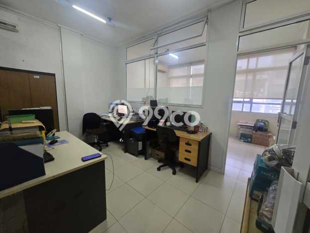 Ruko Dijual di Jakarta Utara LT 116m2 & LB 350m2 Lokasi Terbaik! Ruko Dijual di Jakarta Utara LT 116m2 & LB 350m2 Lokasi Terbaik!