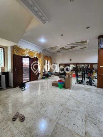 Ready to Use! Luxury House LT 180m2 Desain Elegan di Sunter Ready to Use! Luxury House LT 180m2 Desain Elegan di Sunter
