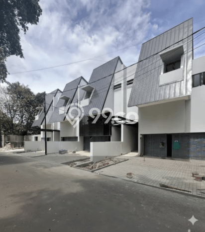 Rumah Elit Modern Siap Huni di Simprug Jakarta Selatan Rumah Elit Modern Siap Huni di Simprug Jakarta Selatan