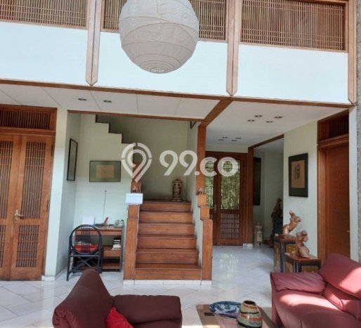 Rumah Mewah LB 700m2 Siap Huni Desain Elegan di Intercon, Jakarta Barat Rumah Mewah LB 700m2 Siap Huni Desain Elegan di Intercon, Jakarta Barat