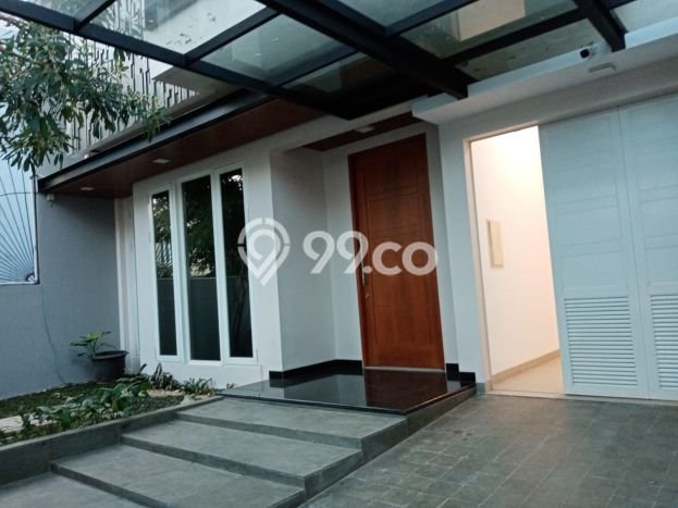 Dijual Rumah Mewah Elegan Dengan View Eksklusif di Permata Buana, Jakarta Barat Dijual Rumah Mewah Elegan Dengan View Eksklusif di Permata Buana, Jakarta Barat
