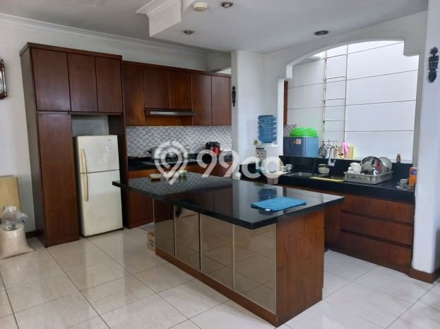 Rumah Luxury Modern Siap Huni di Intercon Jakarta Barat Rumah Luxury Modern Siap Huni di Intercon Jakarta Barat