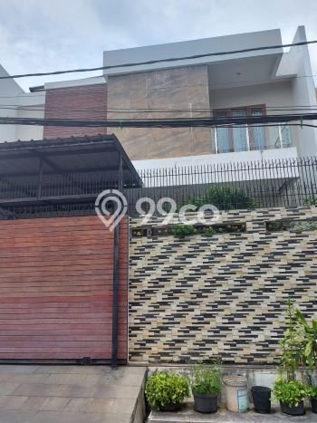 Ready to Use! Luxury House LT 150m2 Desain Elegan di Puri Indah Ready to Use! Luxury House LT 150m2 Desain Elegan di Puri Indah