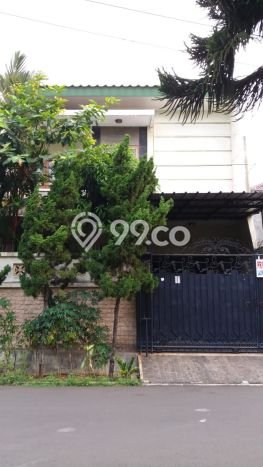 Jual Rumah Mewah Elegan Dengan View Eksklusif di Puri Indah, Jakarta Barat Jual Rumah Mewah Elegan Dengan View Eksklusif di Puri Indah, Jakarta Barat