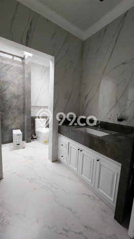 Dijual Rumah Mewah Exclusive di Kembangan, Jakarta Barat Dijual Rumah Mewah Exclusive di Kembangan, Jakarta Barat