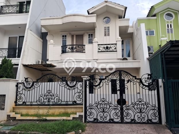 Dijual Rumah Luas Elegan Dengan View Eksklusif di Permata Buana, Jakarta Barat Dijual Rumah Luas Elegan Dengan View Eksklusif di Permata Buana, Jakarta Barat