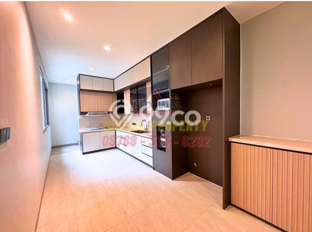 Sewa Rumah Harga Terjangkau di Kav DKI Jakarta Barat Punya 5 Kamar Tidur Sewa Rumah Harga Terjangkau di Kav DKI Jakarta Barat Punya 5 Kamar Tidur