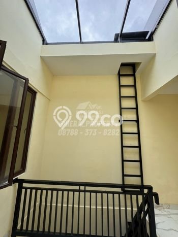 Hunian Mewah LB 250m2 Siap Huni Desain Elegan di Villa Meruya, Jakarta Barat Hunian Mewah LB 250m2 Siap Huni Desain Elegan di Villa Meruya, Jakarta Barat