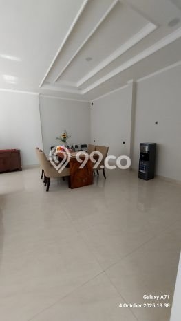 Rumah Mewah Dijual LT 200m2 di Kembangan, Jakarta Barat Rumah Mewah Dijual LT 200m2 di Kembangan, Jakarta Barat