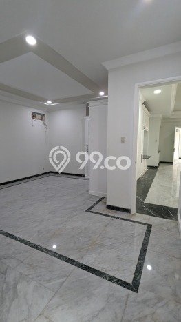 Rumah Murah LT 300m2 di Puri Indah Akses Mudah Rumah Murah LT 300m2 di Puri Indah Akses Mudah