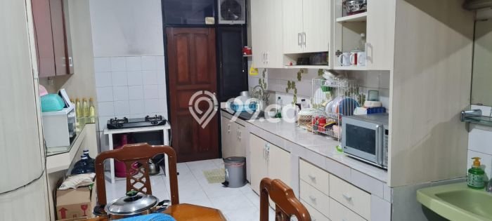 Rumah Elit LB 100m2 Siap Pakai Desain Elegan di Kedoya Baru, Jakarta Barat Rumah Elit LB 100m2 Siap Pakai Desain Elegan di Kedoya Baru, Jakarta Barat