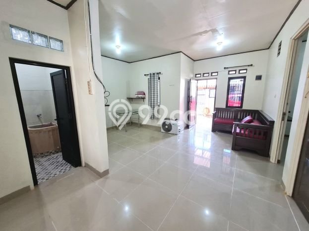 Rumah Asri di Karawang Barat, 2 KM, Free Macet Rumah Asri di Karawang Barat, 2 KM, Free Macet