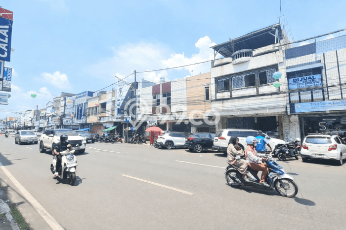 Unit Ruko Dijual di Karawang Barat Karawang Luas Tanah 113m2, Luas Bangunan 235m2 Unit Ruko Dijual di Karawang Barat Karawang Luas Tanah 113m2, Luas Bangunan 235m2