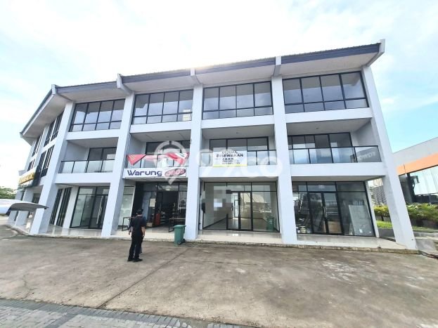 Ruko Komersial Dijual di Karawang Barat Karawang LT 80m2 & LB 200m2 Ruko Komersial Dijual di Karawang Barat Karawang LT 80m2 & LB 200m2