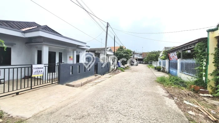 Disewakan Cepat Rumah Kondisi Bagus di Kawasan Karawang Barat, Karawang Disewakan Cepat Rumah Kondisi Bagus di Kawasan Karawang Barat, Karawang