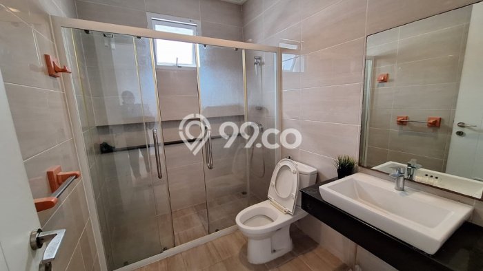 Rumah Elit Modern Tanpa Renovasi di Lebak Bulus Jakarta Selatan Rumah Elit Modern Tanpa Renovasi di Lebak Bulus Jakarta Selatan