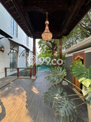 Rumah Elit LB 1000m2 Siap Huni Desain Elegan di Pondok Indah, Jakarta Selatan Rumah Elit LB 1000m2 Siap Huni Desain Elegan di Pondok Indah, Jakarta Selatan