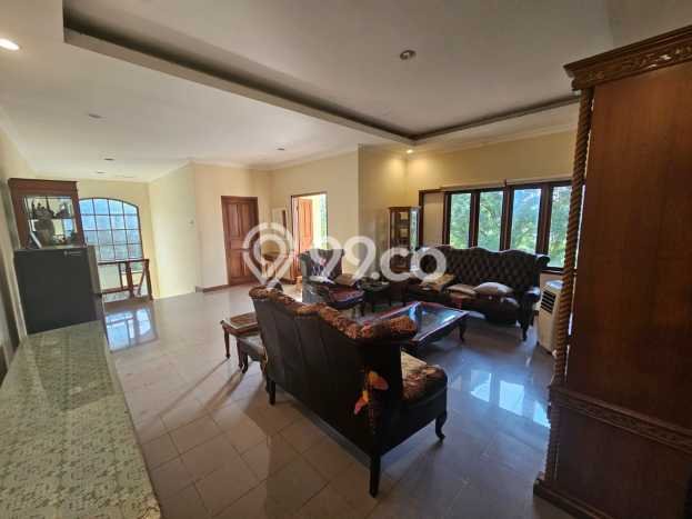 Ready to Use! Luxury House LT 273m2 Desain Elegan di Cinere Ready to Use! Luxury House LT 273m2 Desain Elegan di Cinere